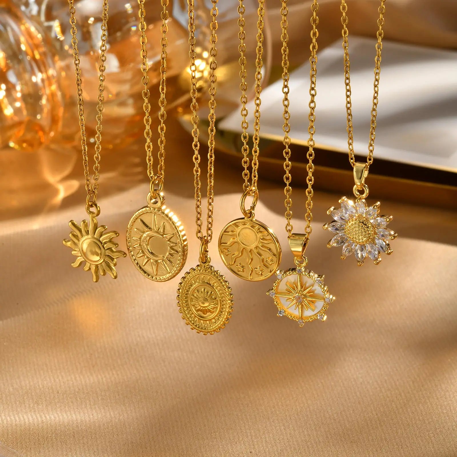18K Gold Plated Sunflower Necklace – Waterproof Stainless Steel Pendant