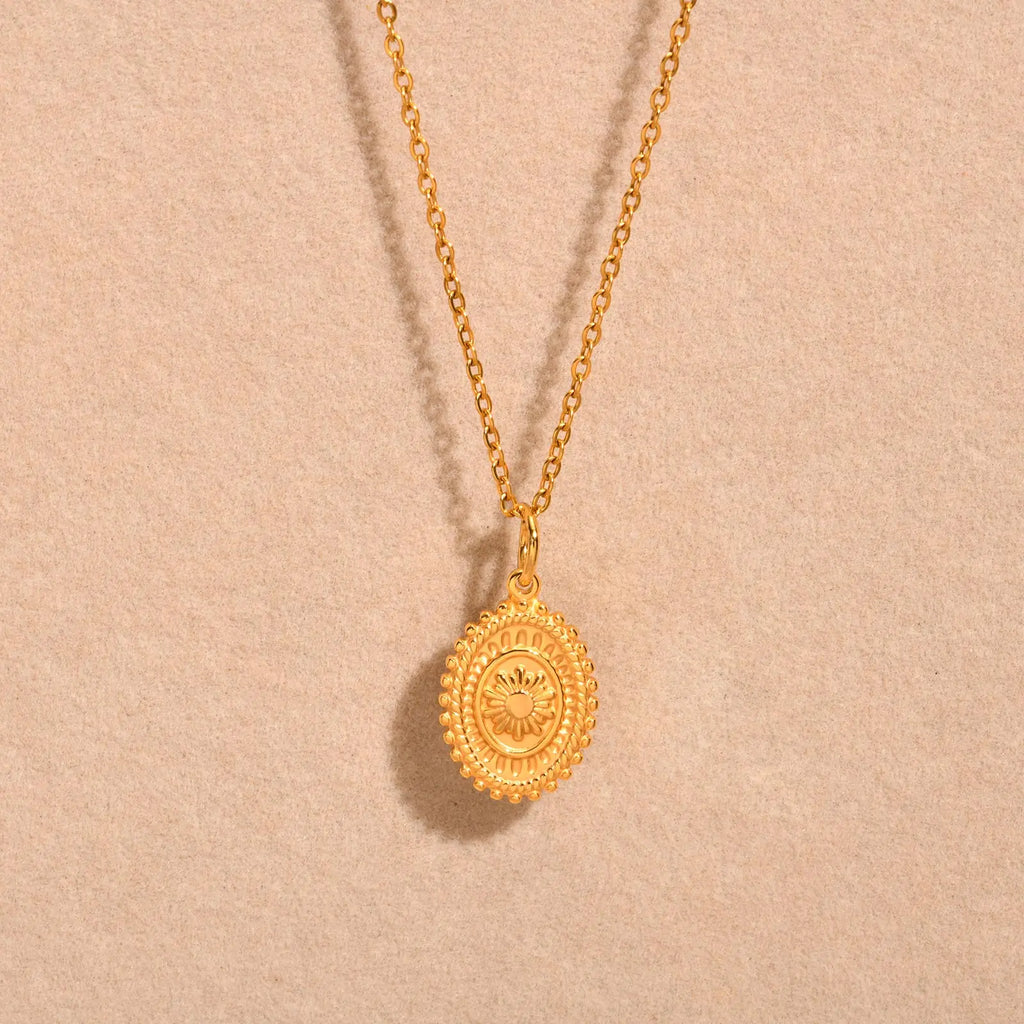 18K Gold Plated Sunflower Necklace – Waterproof Stainless Steel Pendant