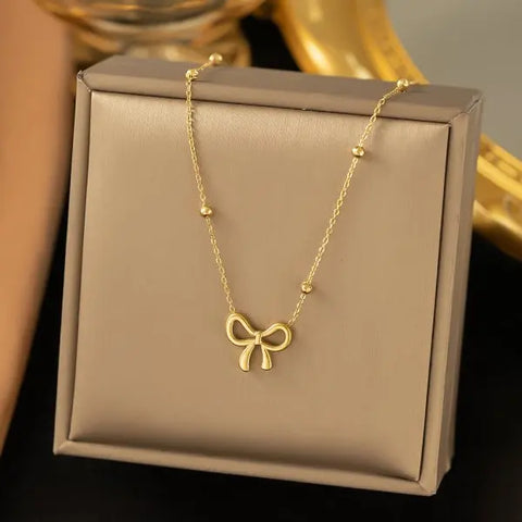 Elegant Micro-Inlaid Zircon Butterfly Choker Necklace