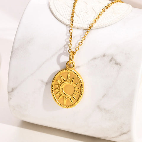 18K Gold Plated Sunflower Necklace – Waterproof Stainless Steel Pendant