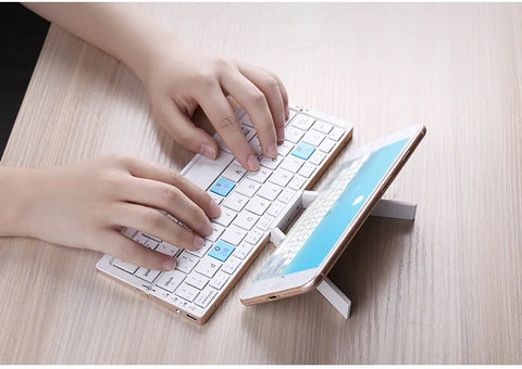 Foldable Pocket Keyboard with Stand – Rechargeable Wireless Keyboard for Phones & iPad